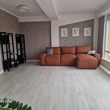 Измайловская Апартаменты Kischinau Exterior foto